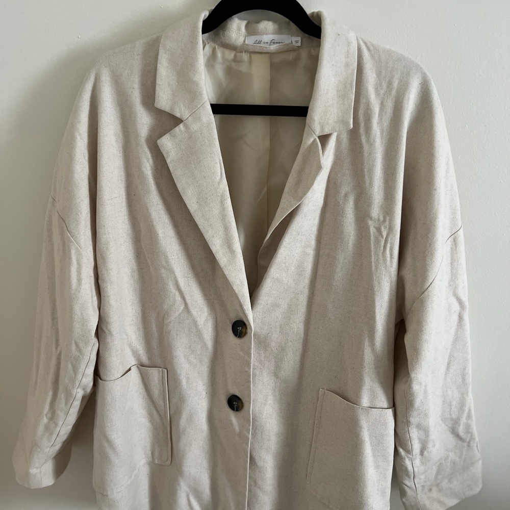 All in Favor Cream Blazer Classic Structured Design